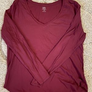 🌟Old navy long sleeve v-neck t-shirt